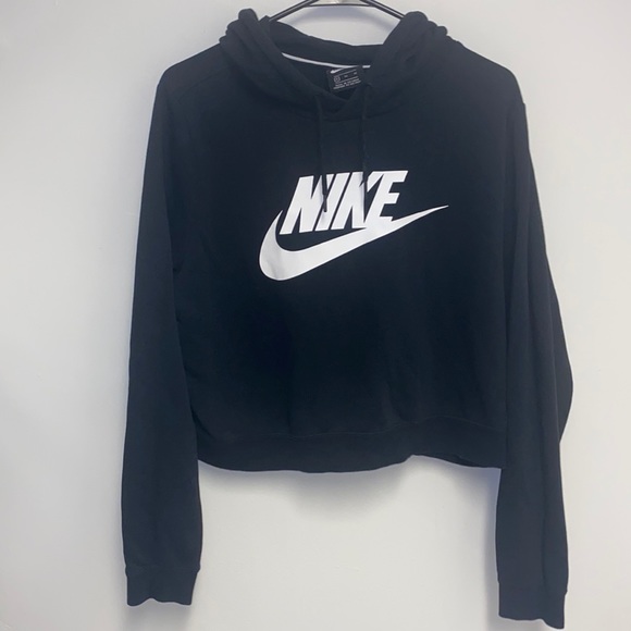 Nike Tops - Nike tech hoodie sweatshirt